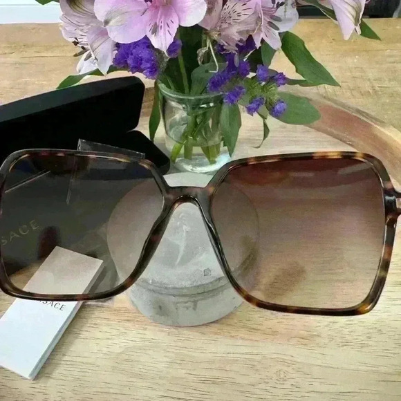 Versace Havana Brown Sunglasses~BRAND NEW~Authentic~Case included~Xmas giftable🎄 - Picture 11 of 14